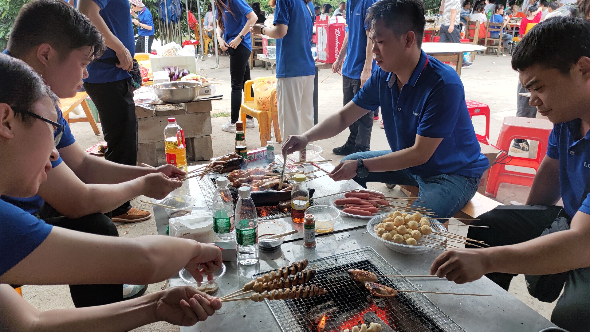 松湖騎行，穿樹飛花；農(nóng)家休閑，擁抱自然